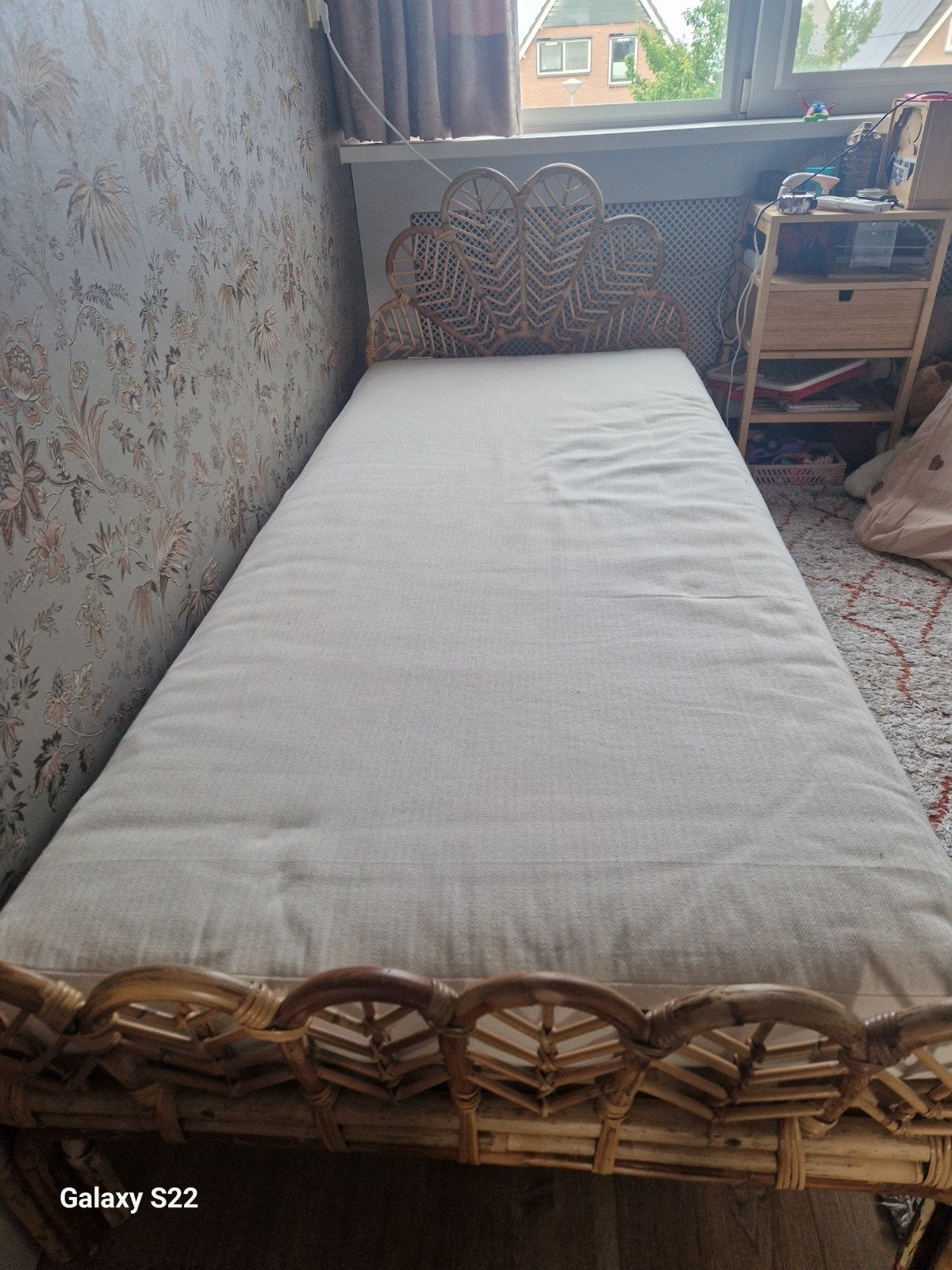 Rotan kinderbed met nieuw matras - Zo goed als nieuw, Ophalen, Eenpersoons, 190 cm of minder, Zo goed als nieuw