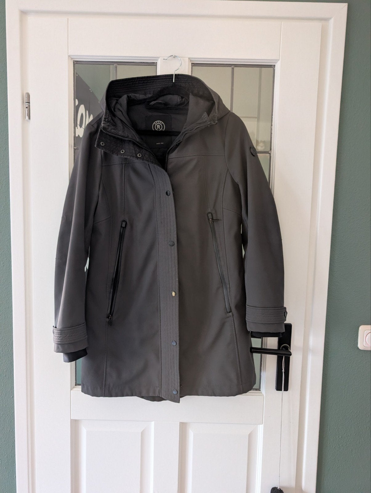 Reset regenjas waterproof, Maat 42/44 (L), Ophalen of Verzenden, Grijs, Gedragen