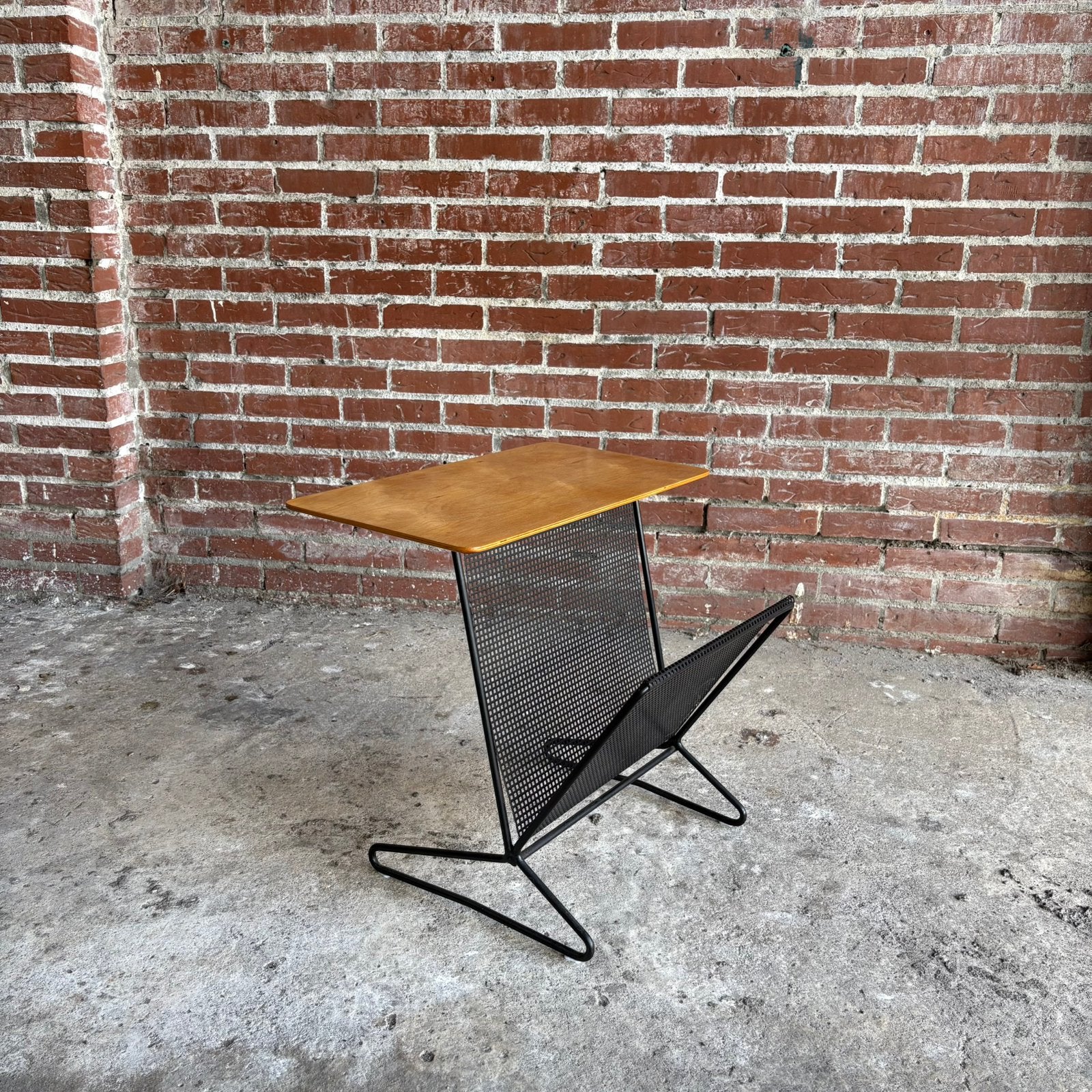 Pastoe bijzettafel, lectuurtafel, Cees Braakman vintage, Huis en Inrichting, Overige materialen, Minder dan 55 cm, Pastoe, Onbekend