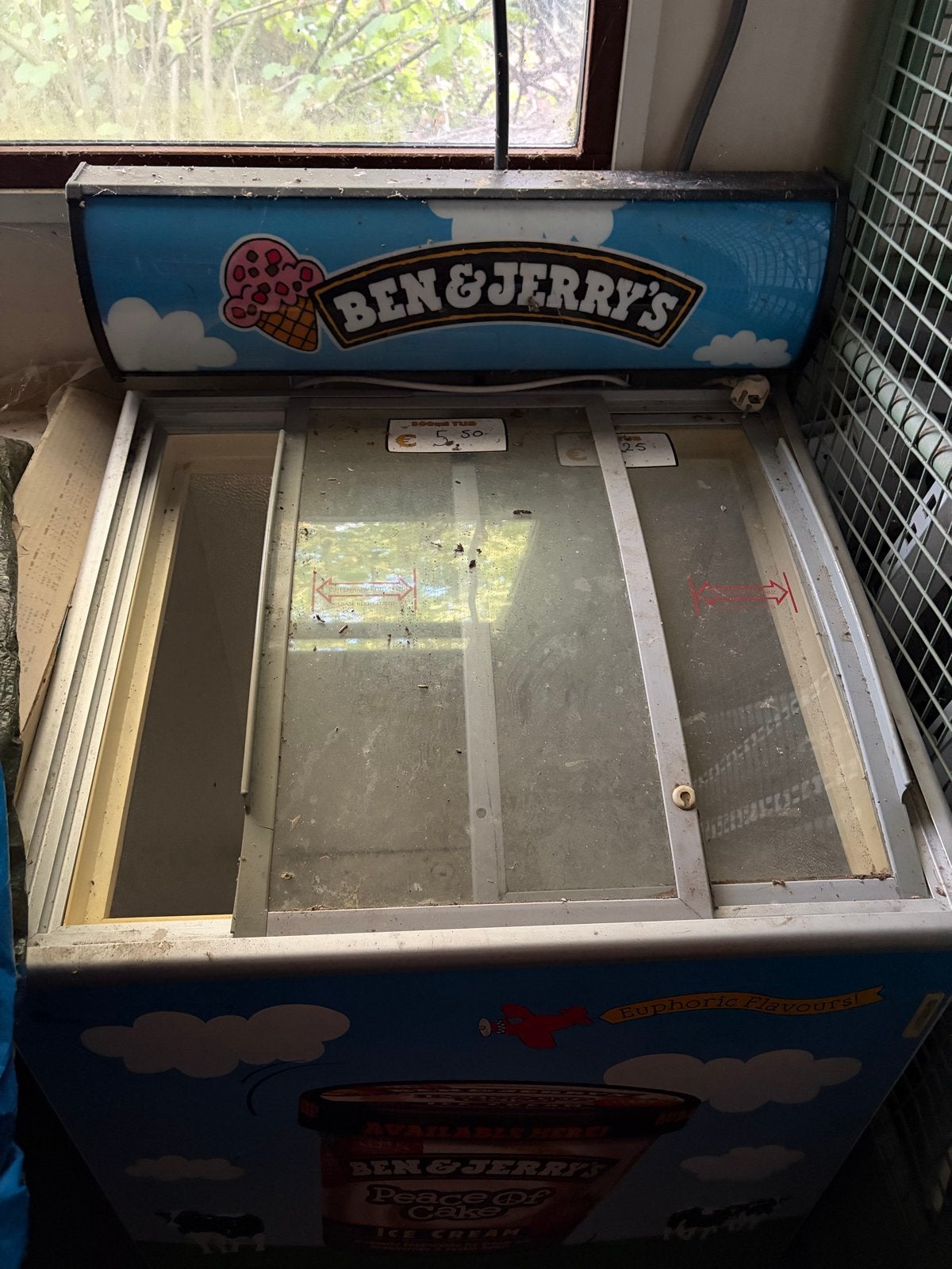 Ben & Jerry's Diepvrieskist (werking onbekend), Ophalen, Minder dan 85 cm, 60 cm of meer, 100 tot 150 liter