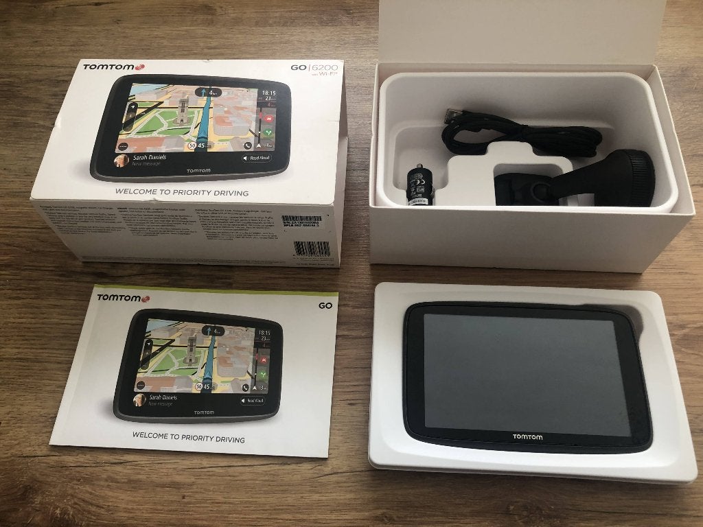 Tomtom GO 6200 Wifi World 6inch Life Maps-Traffics en Flits, Ophalen of Verzenden, Gebruikt