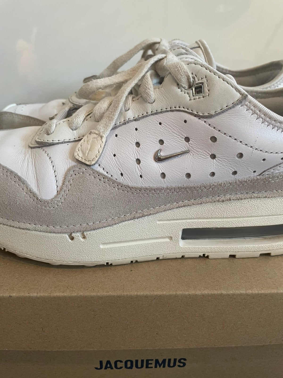 Nike Air Max Jacquemus Summit White/Metallic Silver mt 39, Wit, Ophalen of Verzenden, Sneakers of Gympen, Zo goed als nieuw
