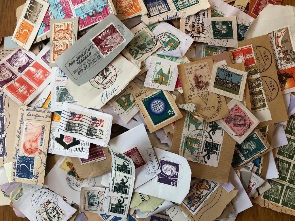 Kilowaar internationale postzegels (afgeweekt), Ophalen of Verzenden, Nederland en Buitenland