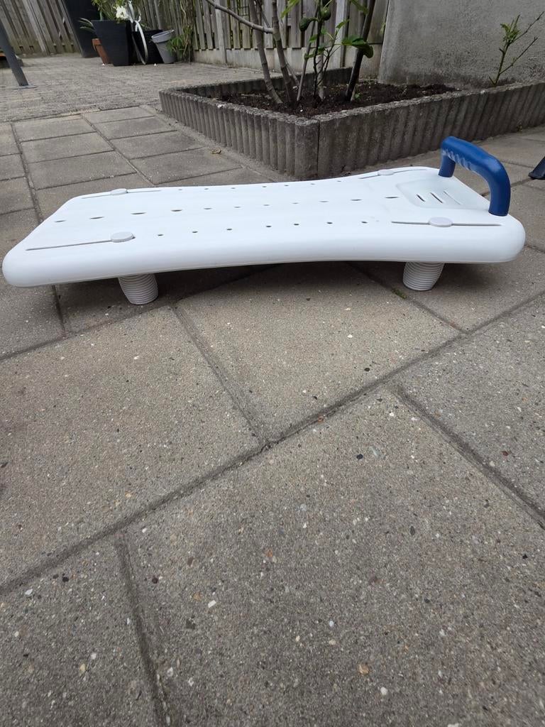 Bad zitplank lengte 72 cm is verstelbaar., Ophalen of Verzenden