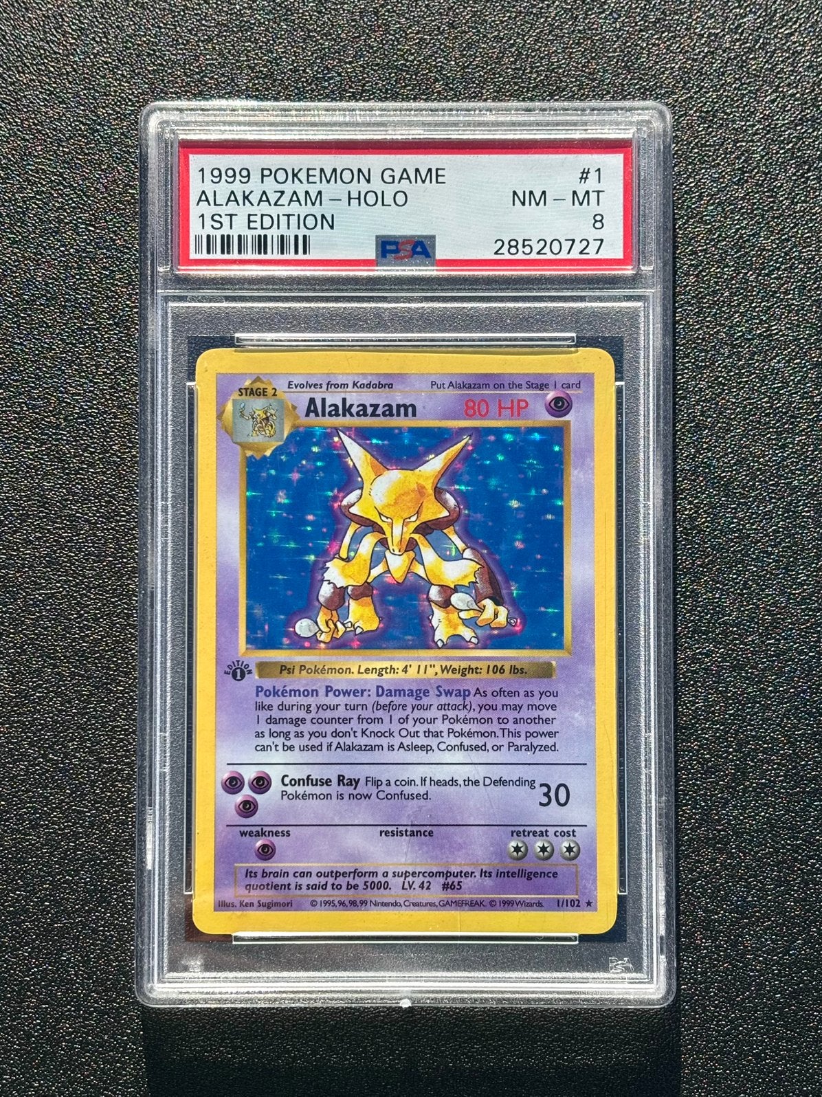 PSA 8 Alakazam Pokémon Base 1999 1st Edition Shadowless Holo, Ophalen, Nieuw, Losse kaart, Foil