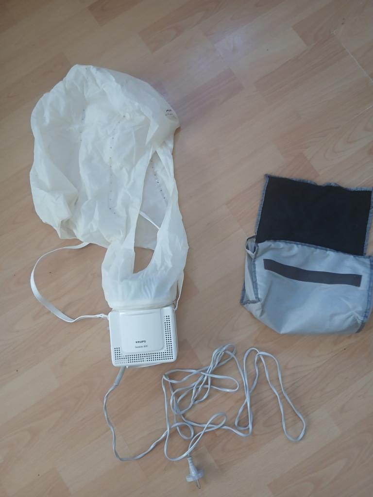 Krups QuickAir 800 watt opblaasbare droogkap met etui zgan, Ophalen of Verzenden