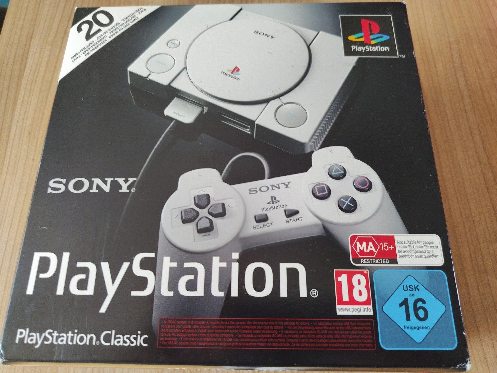 Sony PlayStation Classic, Spelcomputers en Games, Ophalen of Verzenden, Nieuw, Met 2 controllers, Met games