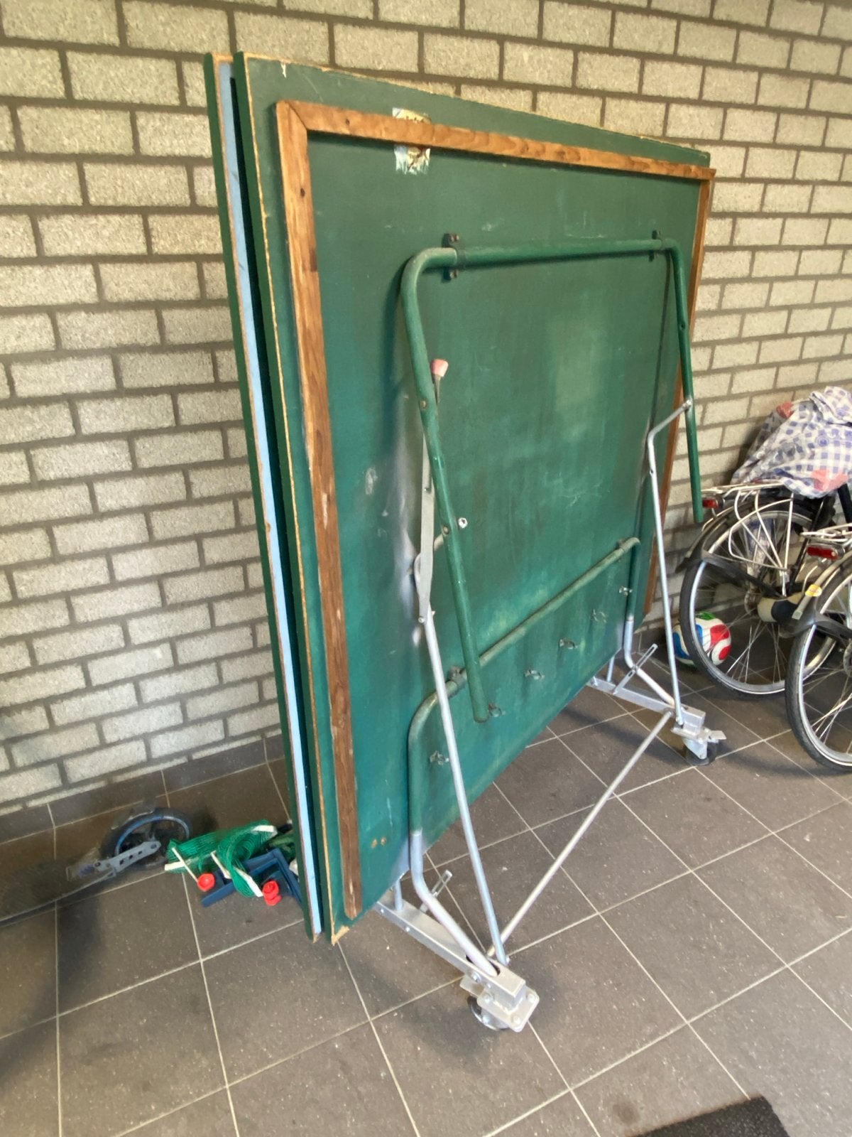 Gebruikte inklapbare tafeltennistafel met net, Ophalen of Verzenden, Gebruikt, Tafel Outdoor, Inklapbaar