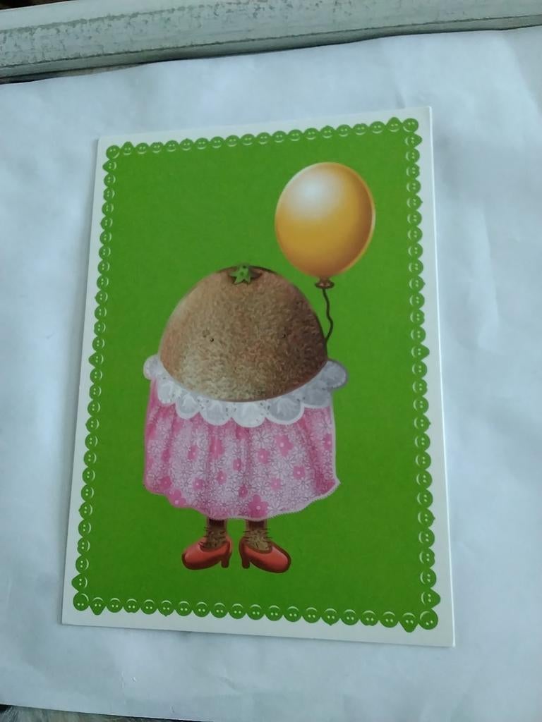 KIWI. MET ROKJE EN BALLON -, Ophalen of Verzenden, 1980 tot heden