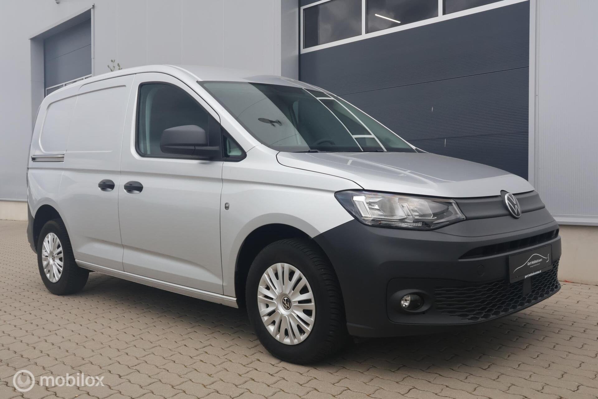 Volkswagen Caddy Cargo 2.0 TDI comfortline | Camera I 102 pk, Gebruikt, Zwart, 4 cilinders, Met garantie (alle)