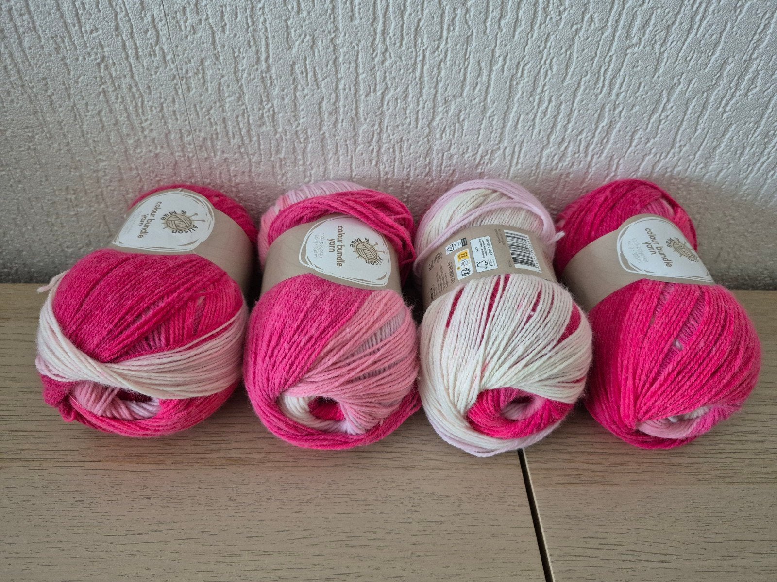 4 BOLLEN HAAK/BREIGAREN NIEUW, Hobby en Vrije tijd, Ophalen, Nieuw, Breien of Haken, Wol of Garen