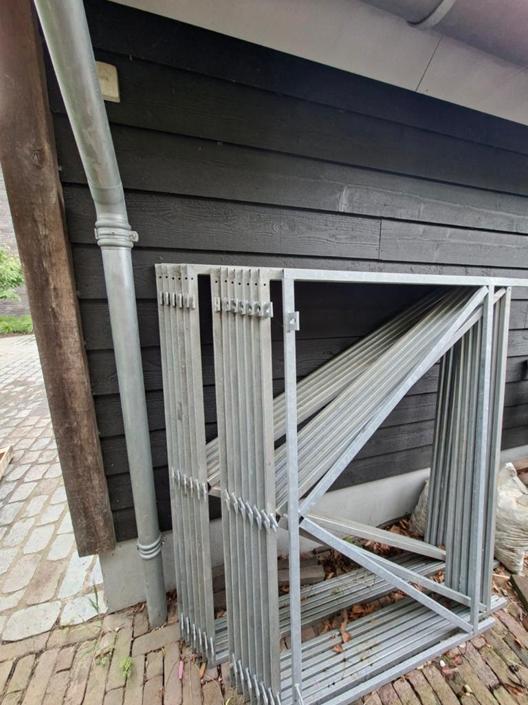 Poortframes staal verzinkt, Ophalen of Verzenden, IJzer, Minder dan 3 meter