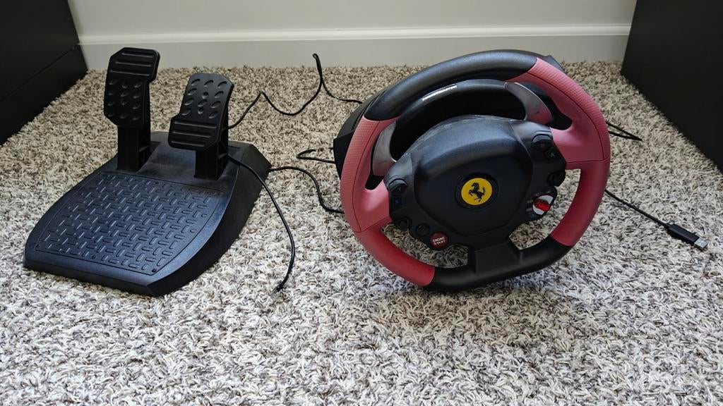 Race stuur thrustmaster Ferrari 458 spider, Ophalen, Gebruikt, Controller, Xbox Series S
