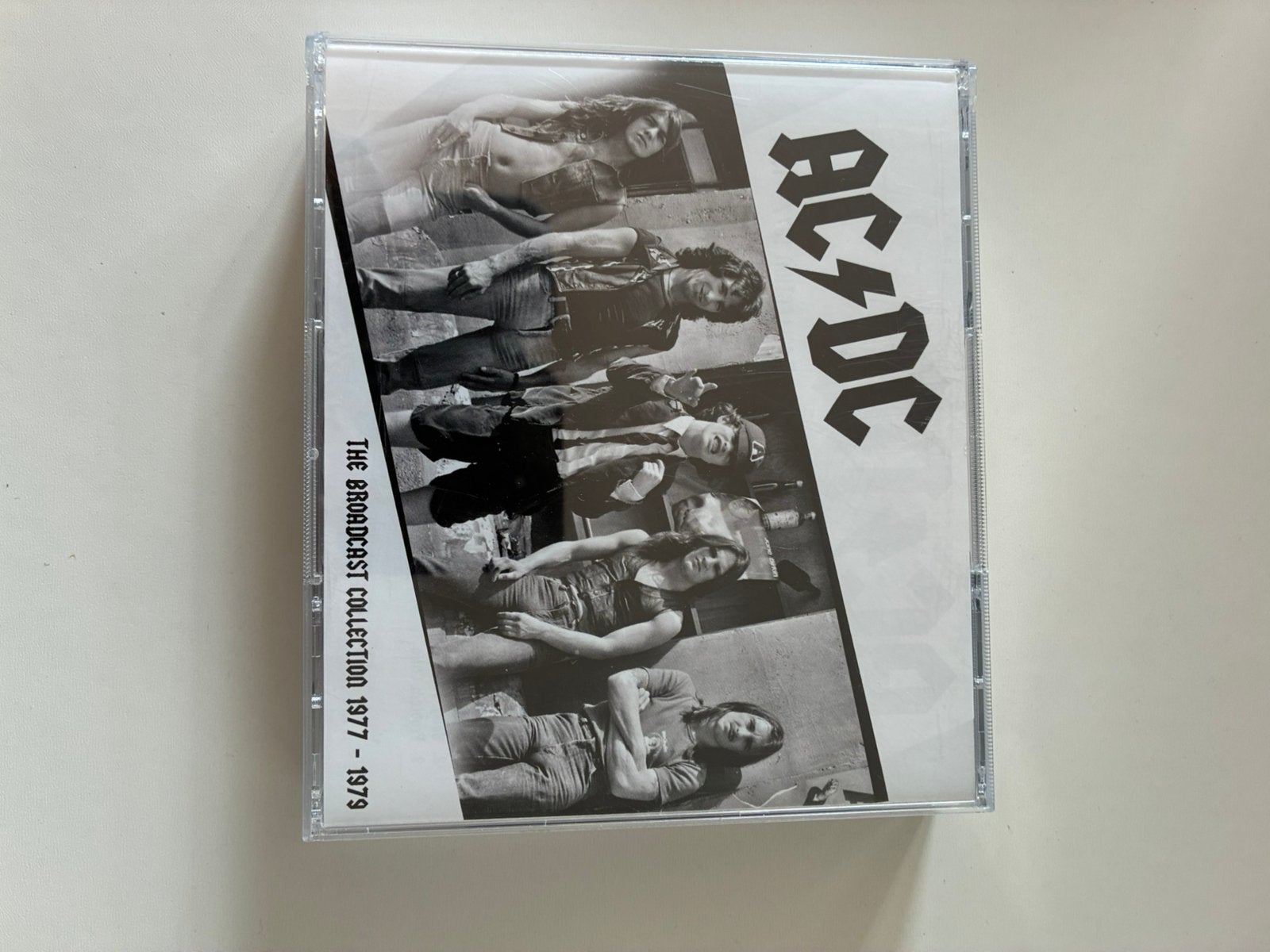 4XD’s AC/DC The broadcast collection 1977 - 1979, Ophalen of Verzenden, Zo goed als nieuw, Poprock