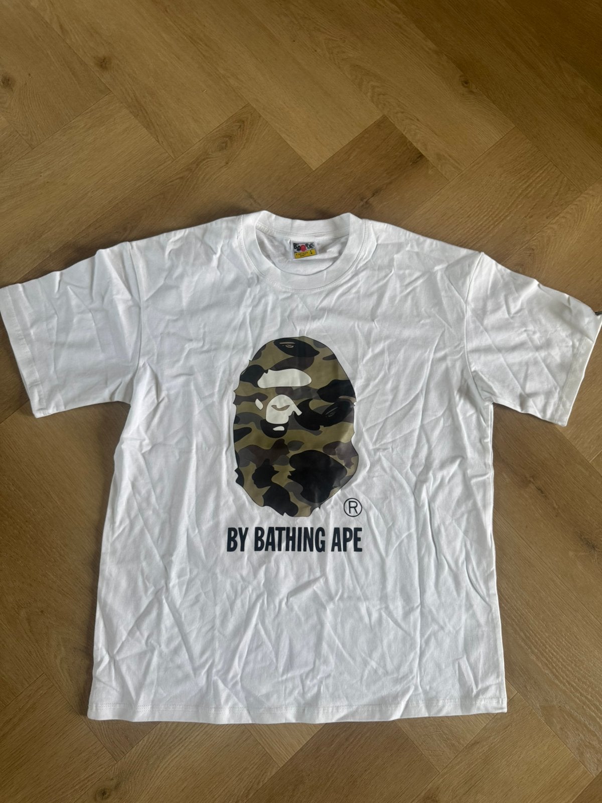 A bathing ape BAPE t-shirt maat L, Kleding | Heren, Ophalen of Verzenden, Nieuw, Maat 52/54 (L), Wit