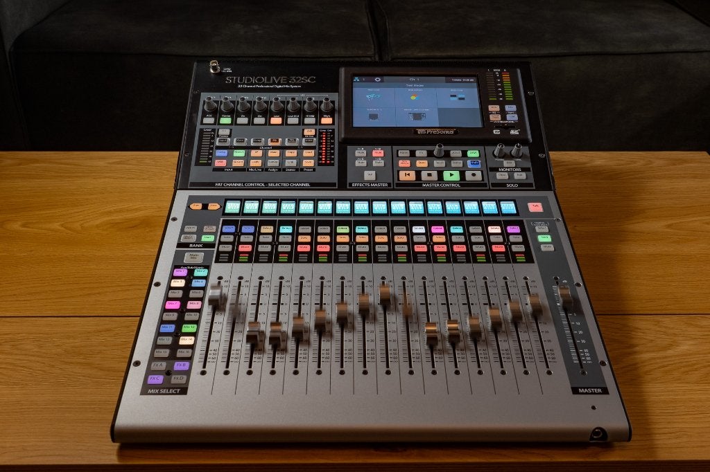 reSonus StudioLive 32SC met Tas + NSB 16.8 (Ook los te koop), Ophalen, Zo goed als nieuw, 20 kanalen of meer, Microfooningang