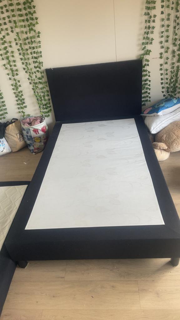 Twijfelaar boxspring met hoofdbord - Zwart, Ophalen, Zo goed als nieuw