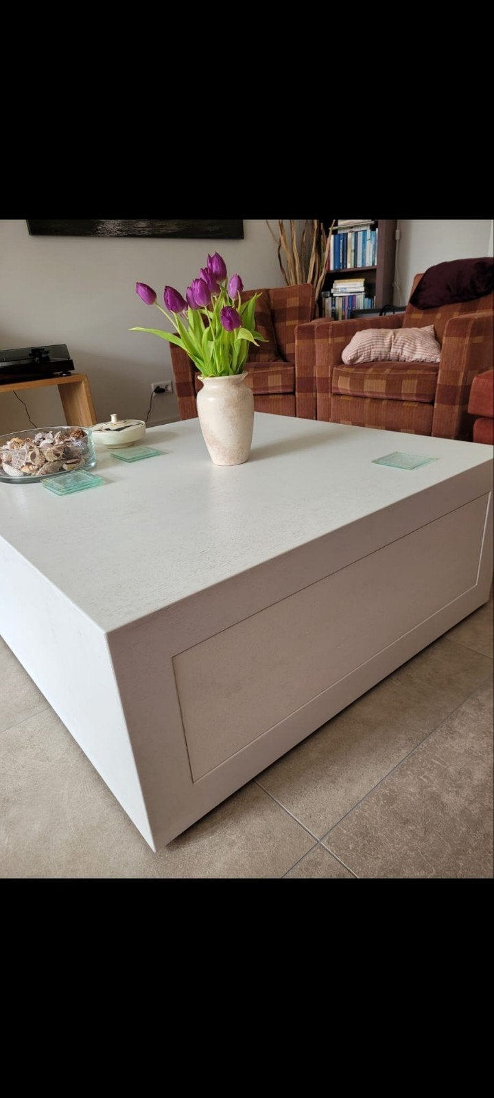 Witte eikenhouten salontafel met wieltjes en 2 lades, Huis en Inrichting, Ophalen, Gebruikt, 50 tot 100 cm, 50 tot 100 cm