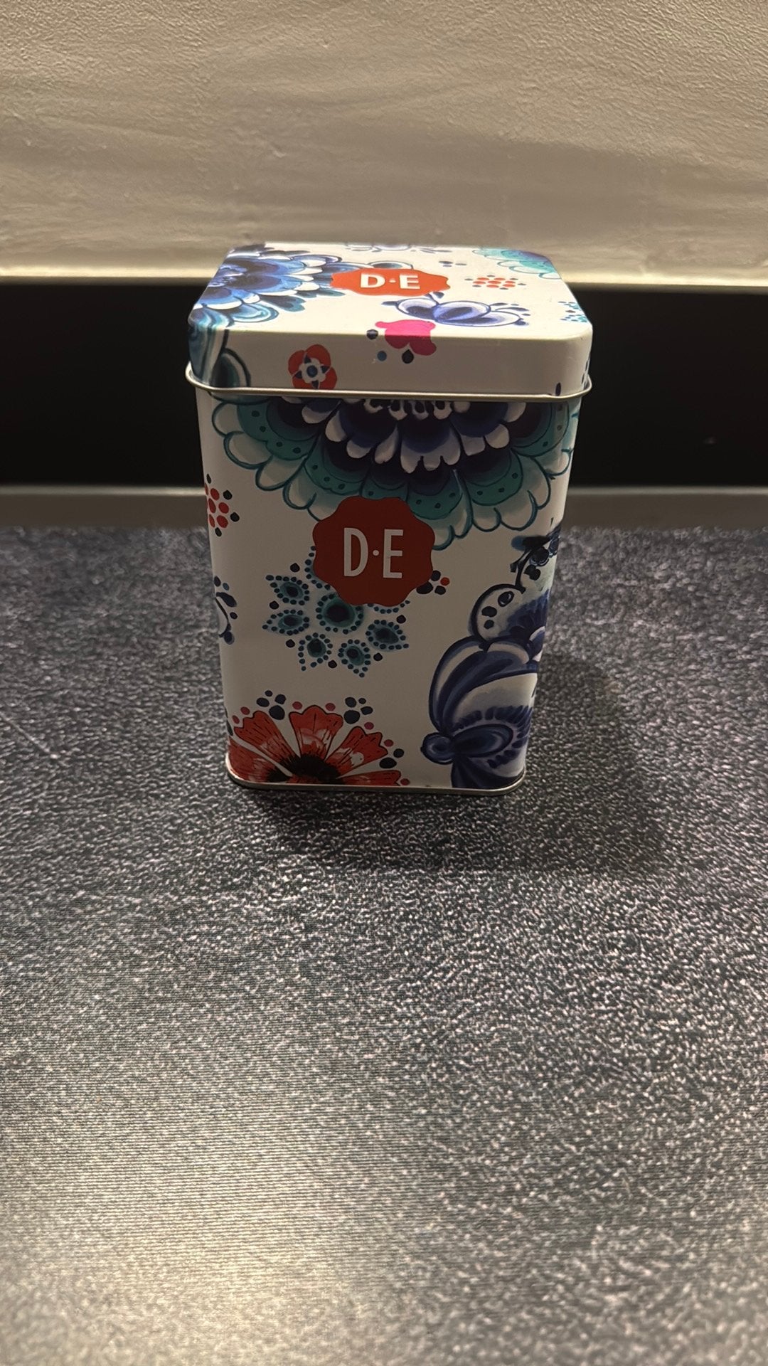 Douwe Egberts blik, Ophalen of Verzenden, Zo goed als nieuw, Koffie, Douwe Egberts