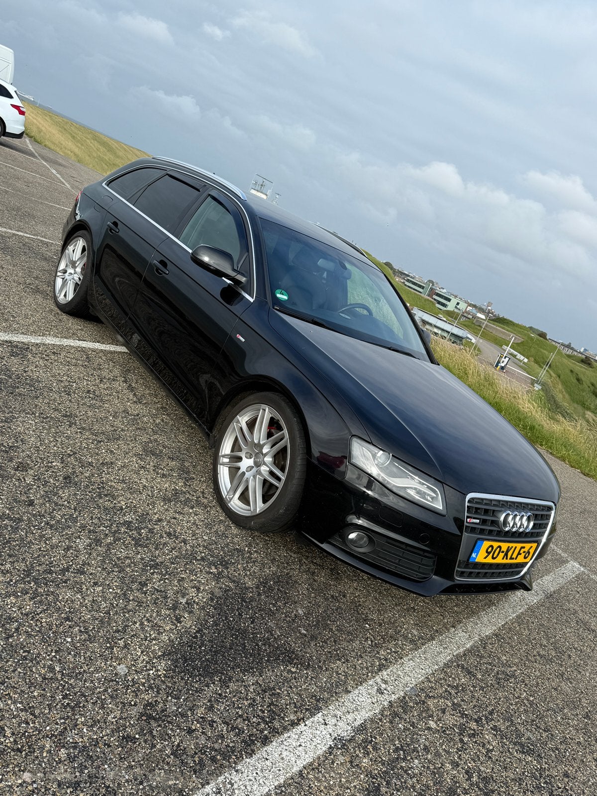 Audi A4 2.0 Tfsi S-Line 132KW Avant 2010, Auto's, Voorwielaandrijving, Euro 5, 15 km/l, Zwart