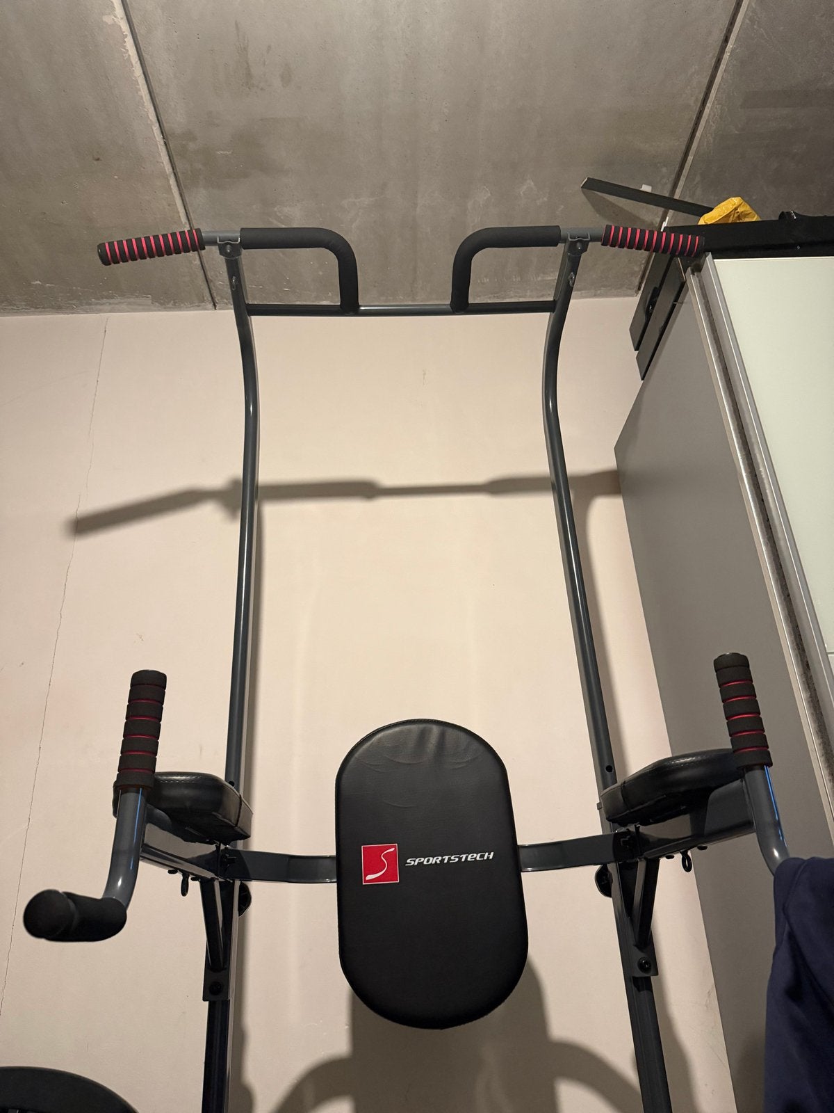 Sportstech Power Tower PT300 - Optrek- en Dipstation, Ophalen, Zo goed als nieuw, Armen, Oprekstang