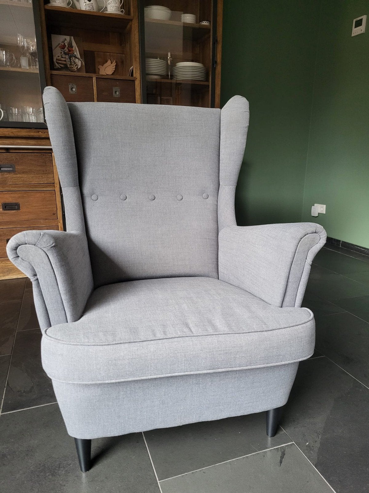 Ikea Strandmon oorfauteuil Nordvalla donkergrijs, Ophalen, 75 tot 100 cm, Klassiek, Modern, Scandinavisch, Zo goed als nieuw