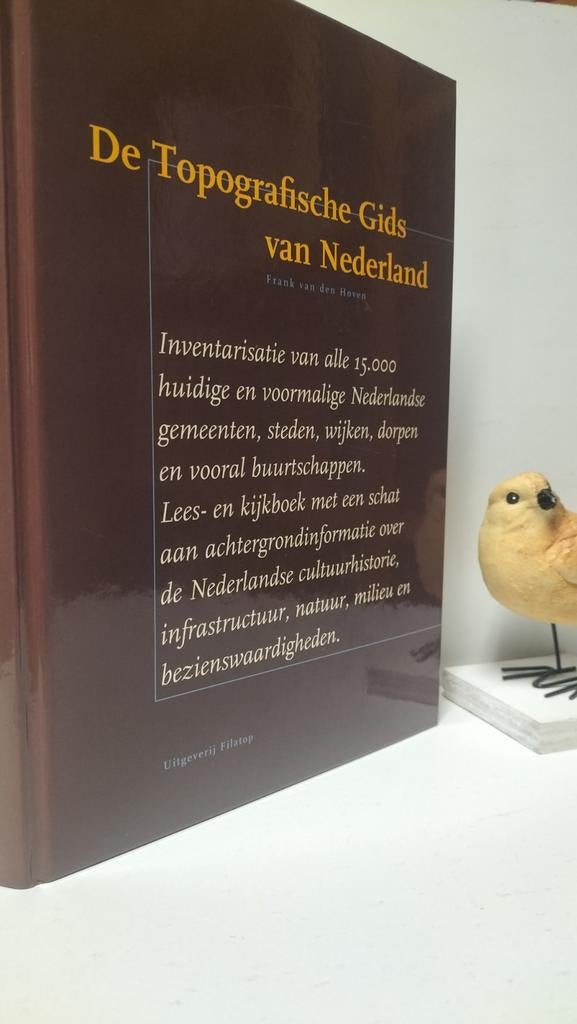Hoven, Frank van den; De Topografische Gids van Nederland, Ophalen of Verzenden, Gelezen
