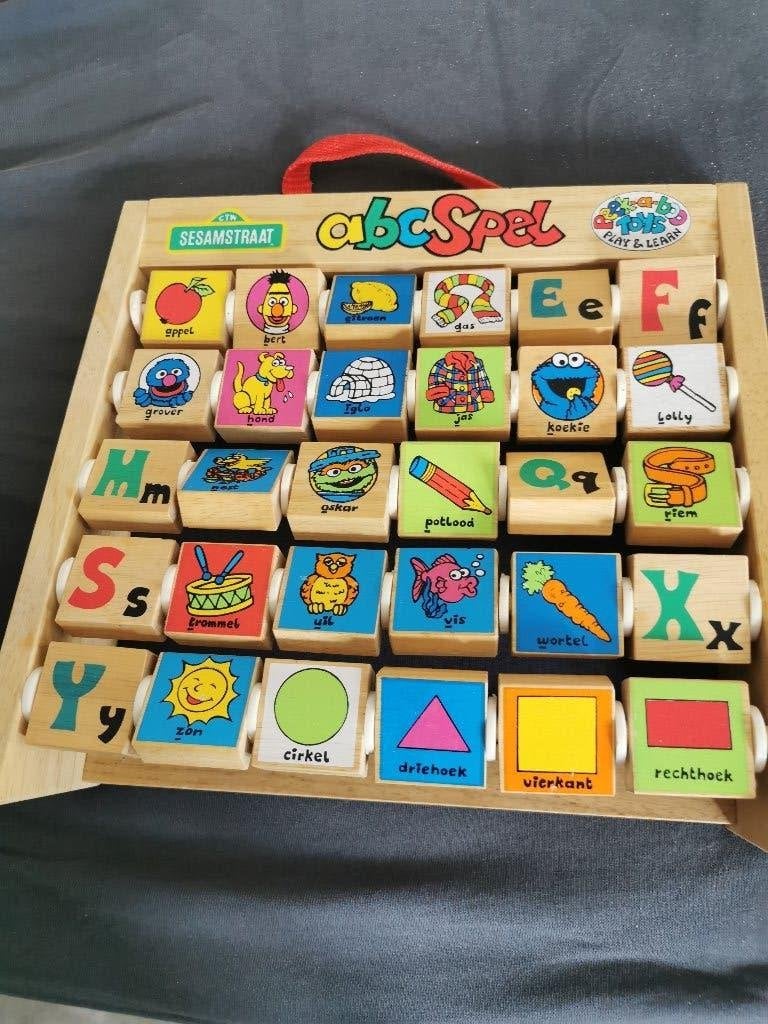 Letterbord, spel , letters leren Sesam Straat, Ophalen, Zo goed als nieuw, Taal en Lezen