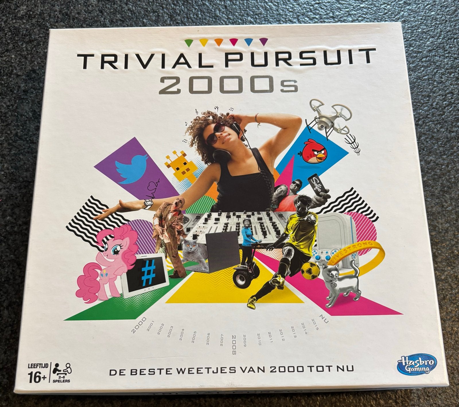 Trivial Pursuit 2000s & Derde Genus Editie Bordspellen, Drie of vier spelers, Ophalen of Verzenden, Gebruikt