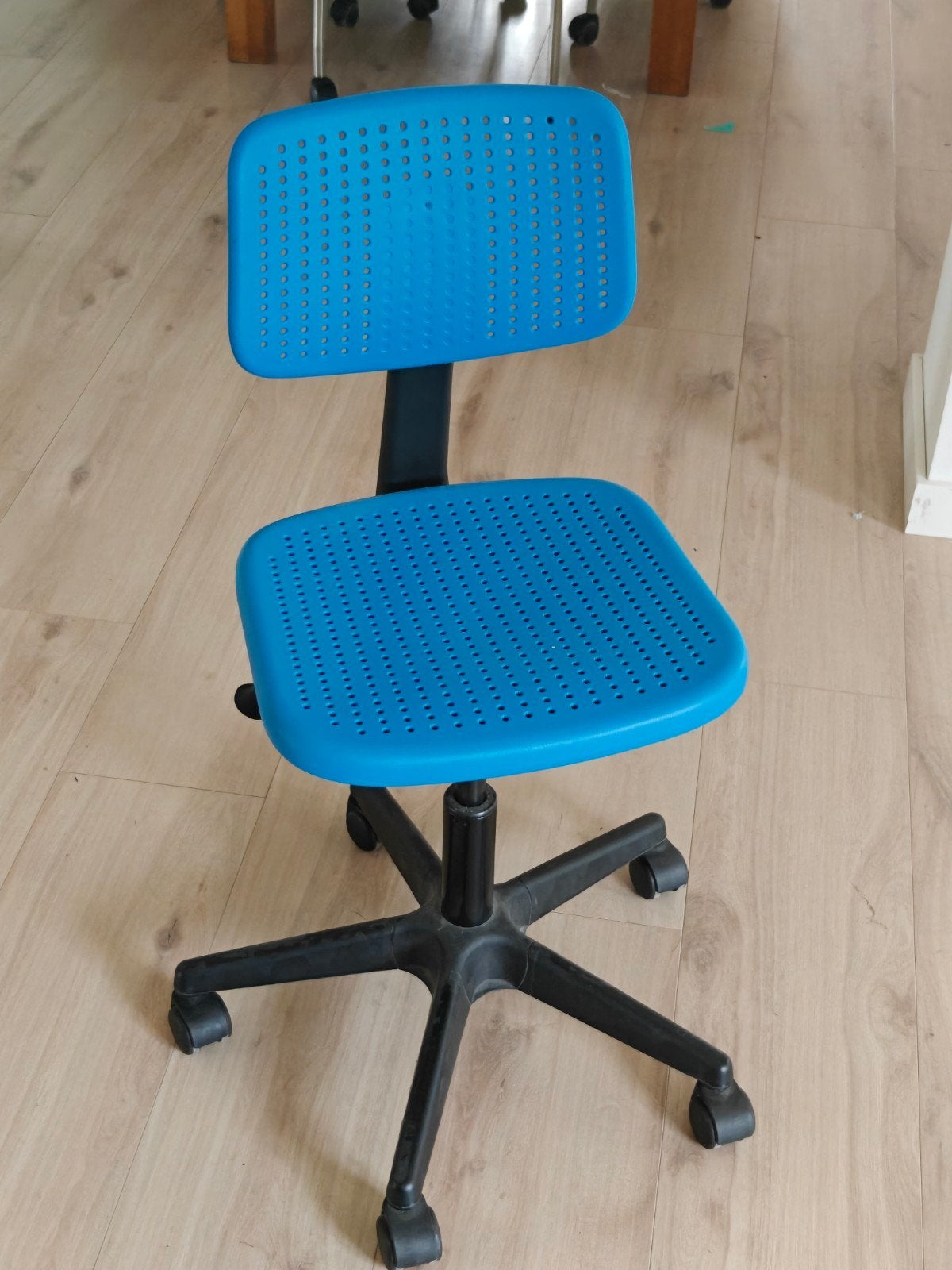 Ikea bureaustoel blauw - Ideaal voor thuiswerkplek, Ophalen, Gebruikt, Blauw, Bureaustoel