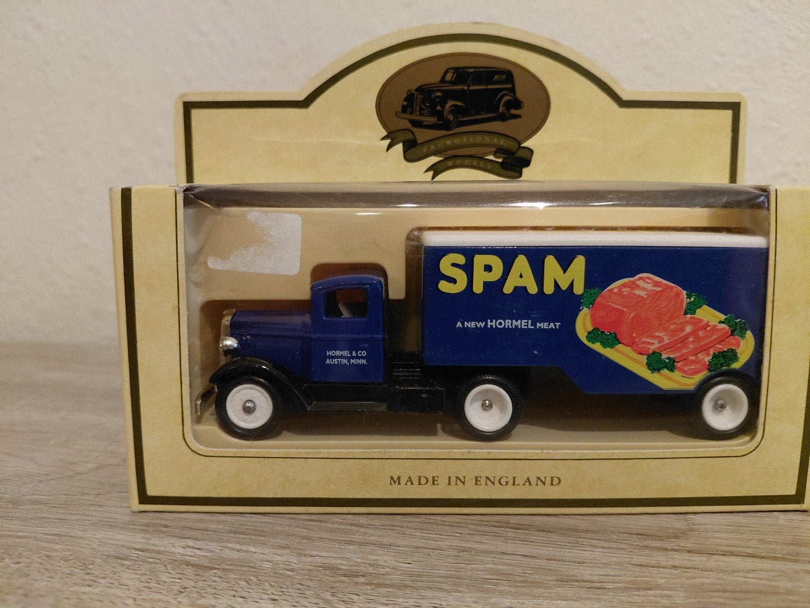 'SPAM' Ford vrachtwagen met oplegger, Overige merken, Verzenden, Groter dan 1:32, Nieuw
