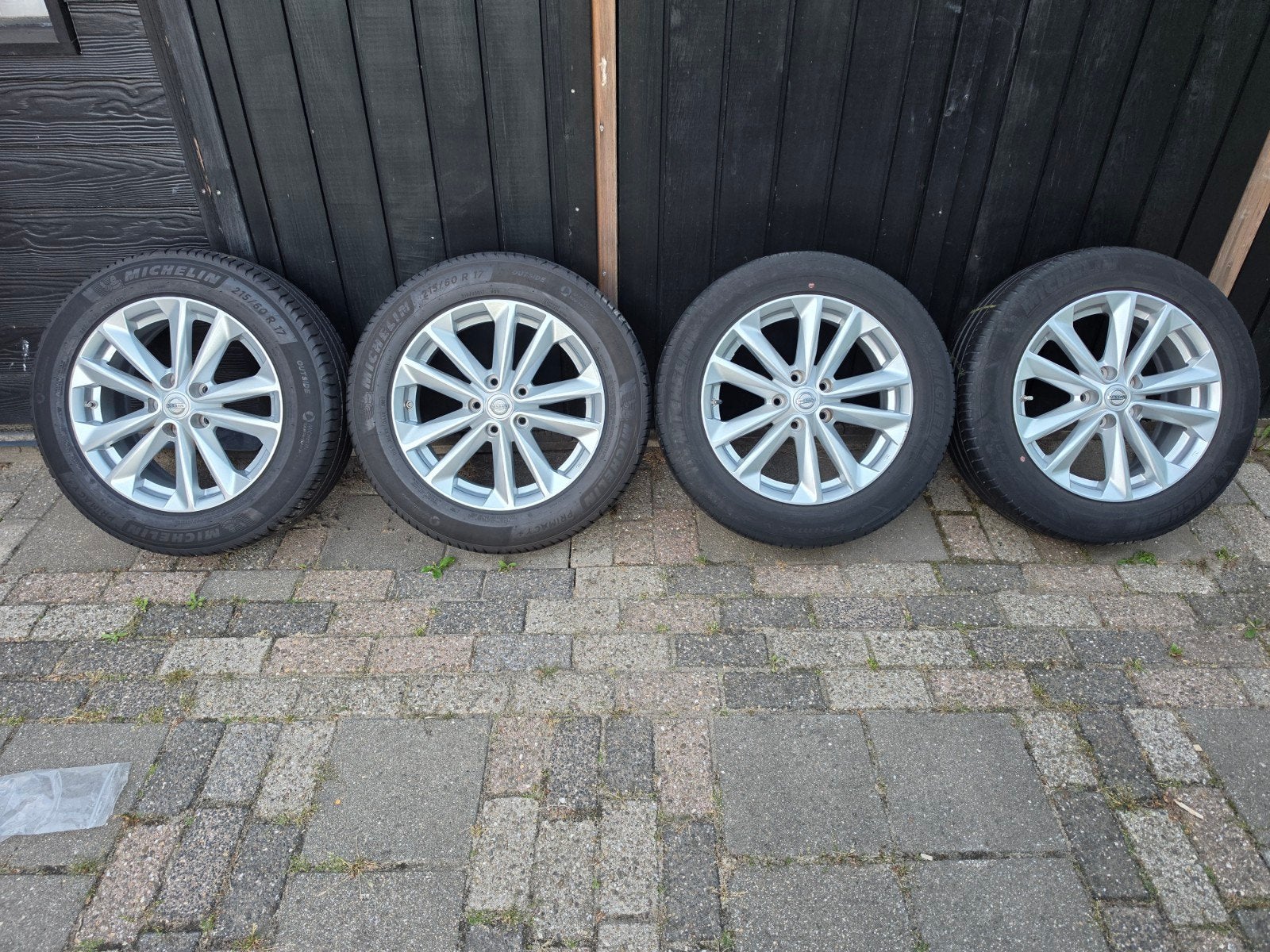 Orginele Nissan Qashqai LMV 215/60 R17, 215 mm, 17 inch, Ophalen of Verzenden, Zomerbanden