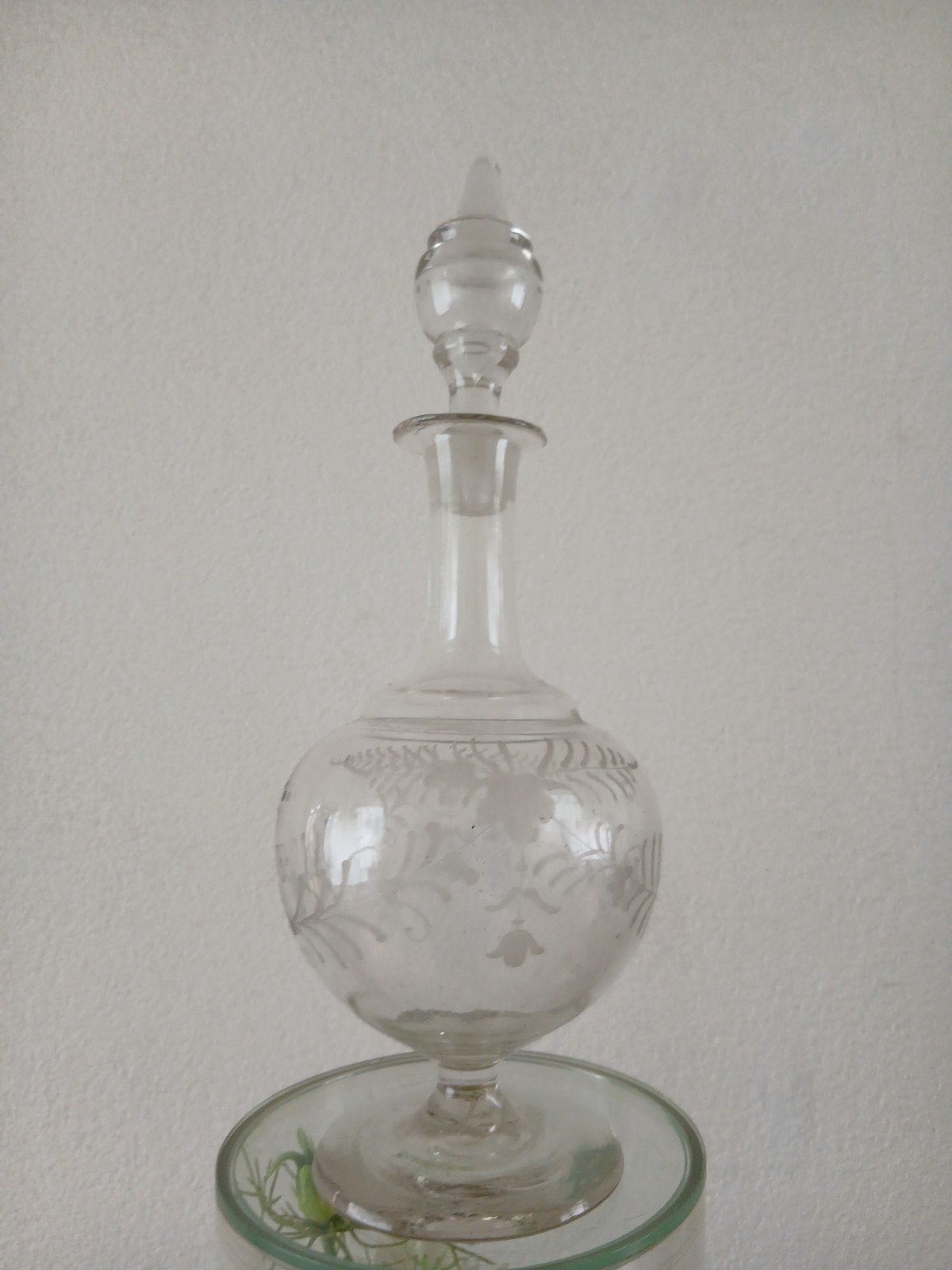 Geëtste of gegraveerde glazen karaf, Ophalen