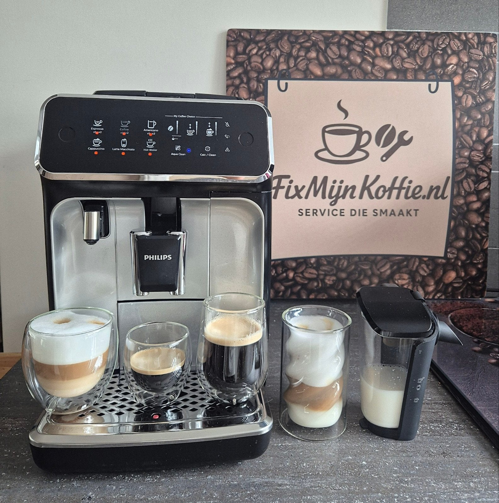 Goed gebruikte Philips 3300 serie met onderhoudsbeurt, Gemalen koffie, Gebruikt, Koffiemachine, Ophalen of Verzenden