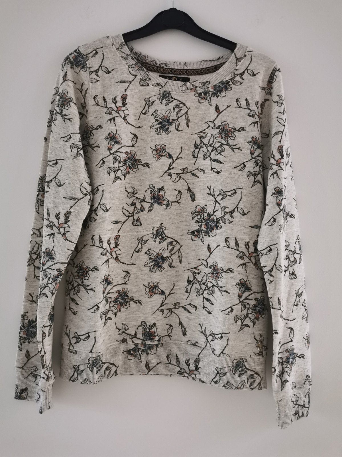Revelation sweater mt. S, Nieuw, Revelation, Maat 36 (S), Meerkleurig
