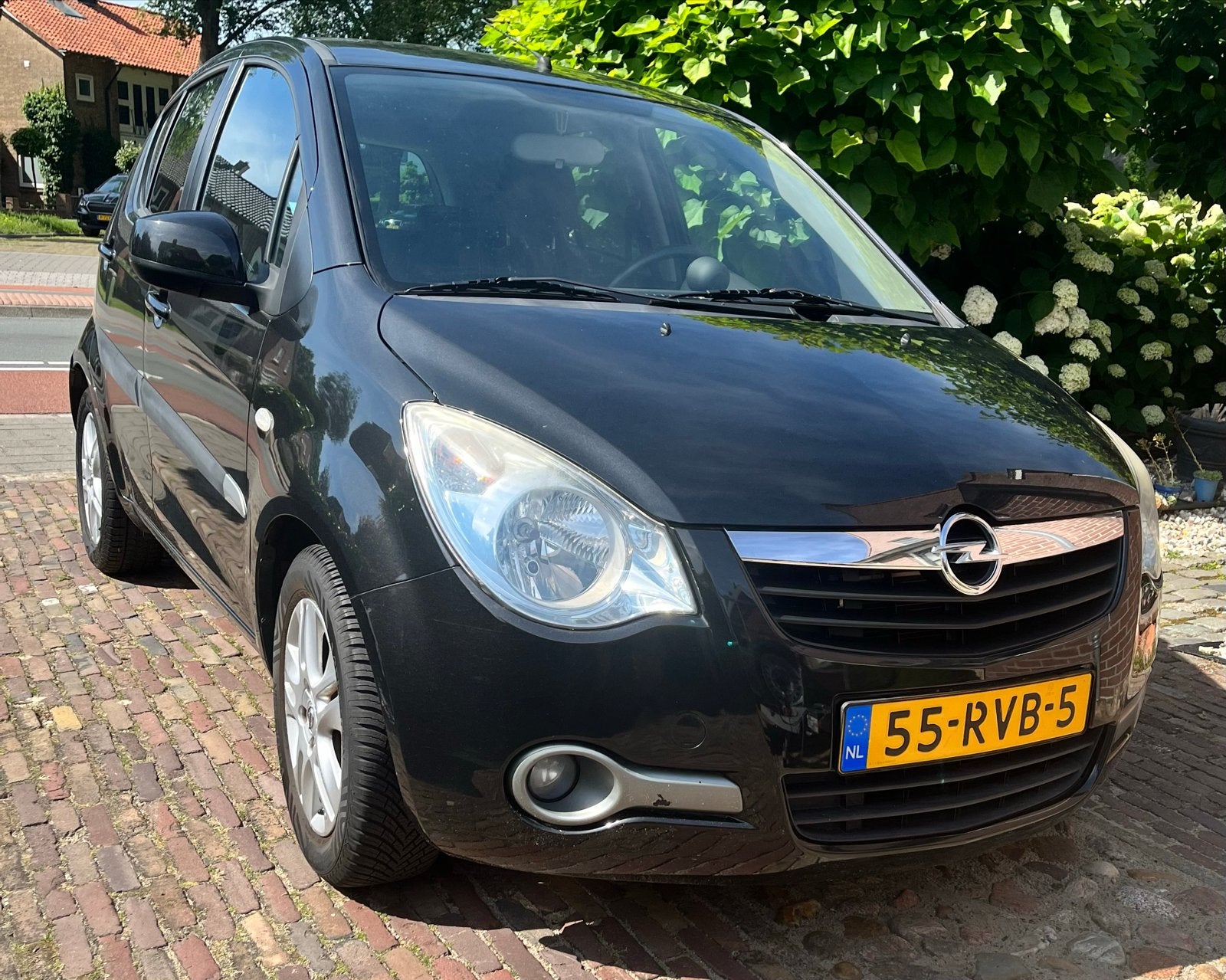 Agila 1.2 16V AUTOMAAT 2011 Zwart 4 drs. Bieden vanaf 5.700, Auto's, 40 €/maand, 4 cilinders, Zwart, Origineel Nederlands