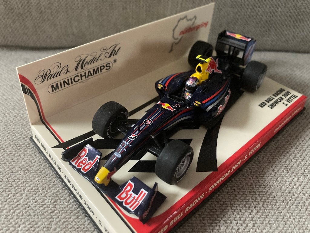 ✅  Sebastian Vettel 1:43 Showcar 2009 Red Bull Racing RB5 F1, Ophalen of Verzenden, Nieuw, Formule 1