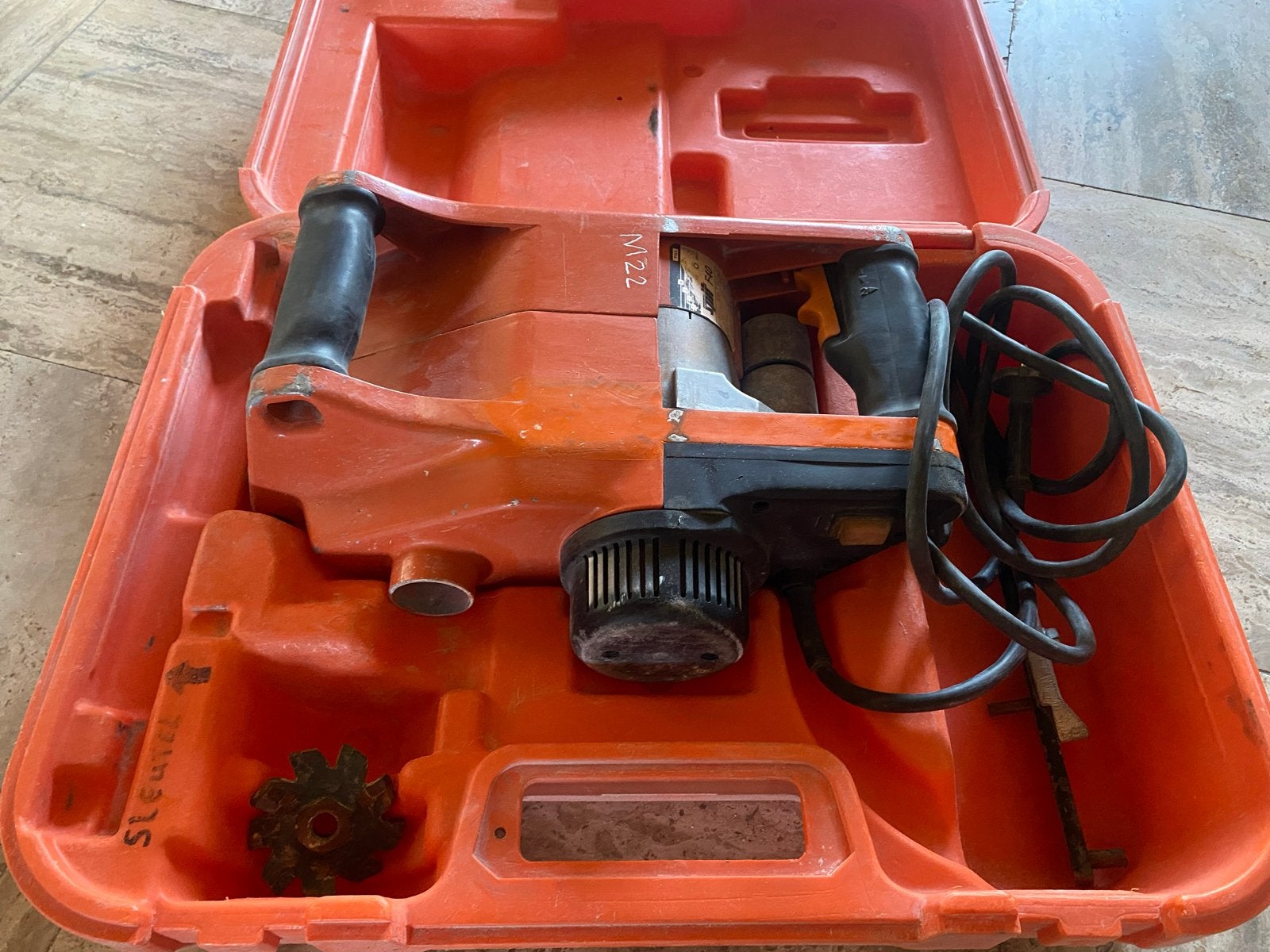 Spit Paslode F40 muurfrees inclusief extra frees, Doe-het-zelf en Verbouw, Gereedschap | Freesmachines, Ophalen of Verzenden, Gebruikt