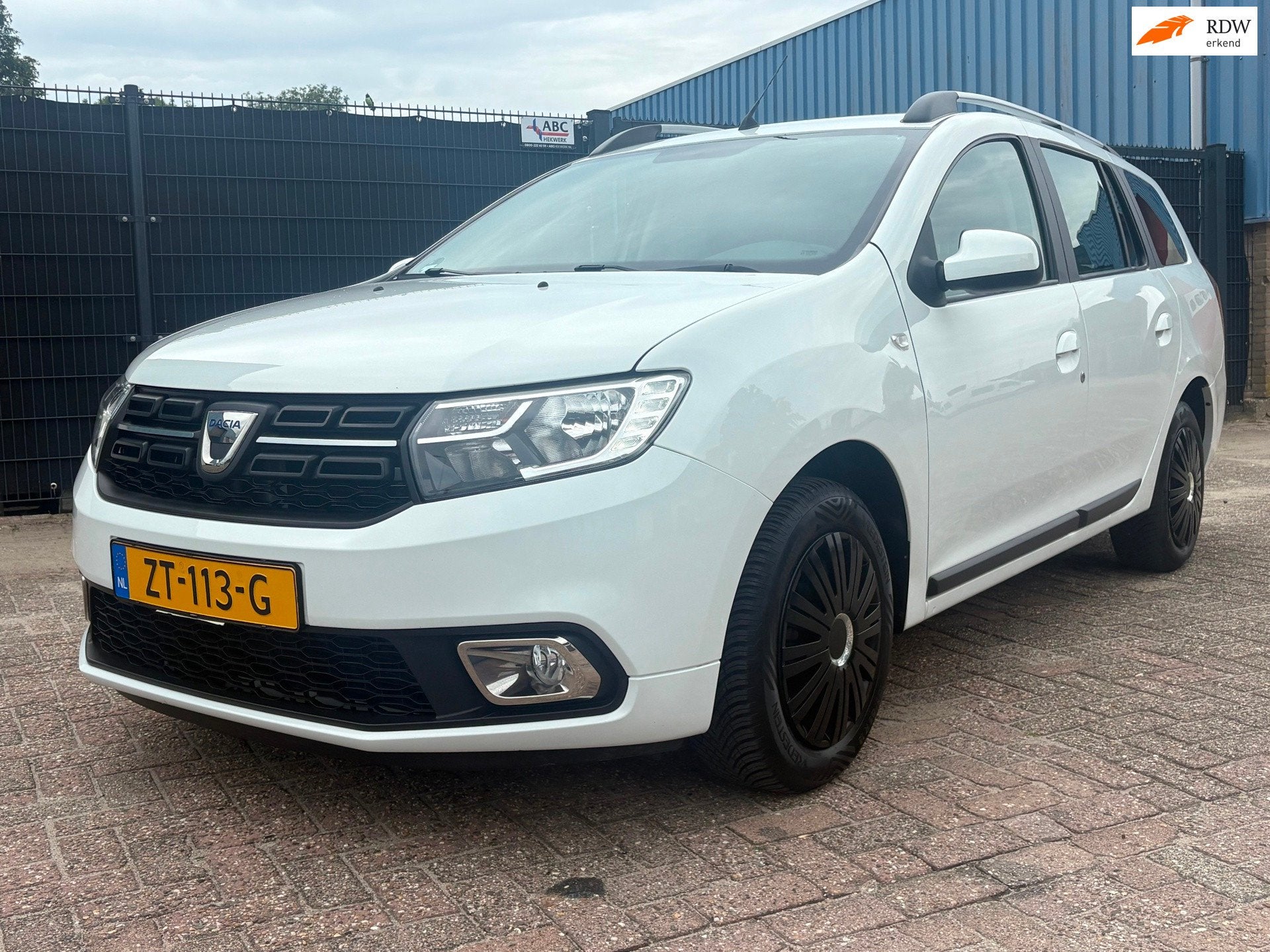 Dacia Logan MCV 0.9 TCe Laureate, Auto's, Dacia, Stof, Gebruikt, 1054 kg, Origineel Nederlands