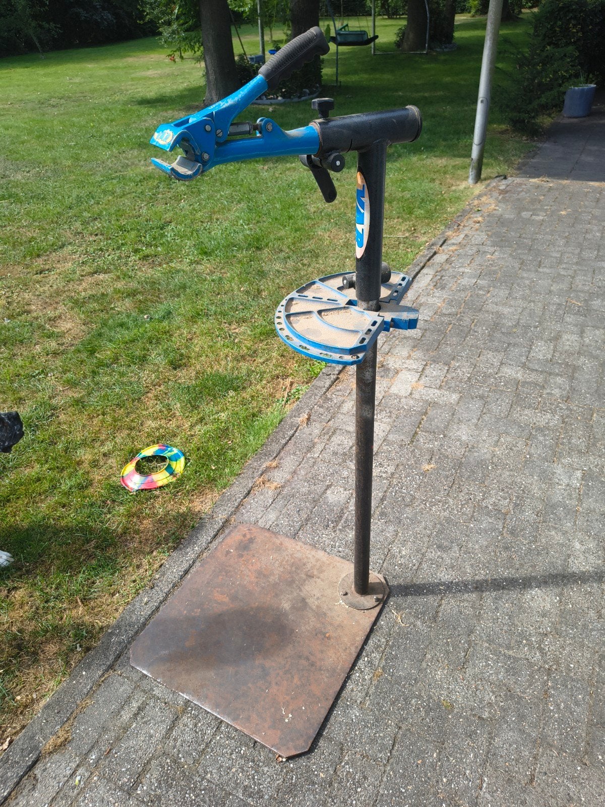 VAR Fiets Montagestandaard - ca. 1300mm hoog, stabiel, Fietsen en Brommers, Ophalen, Gebruikt, Overig gereedschap