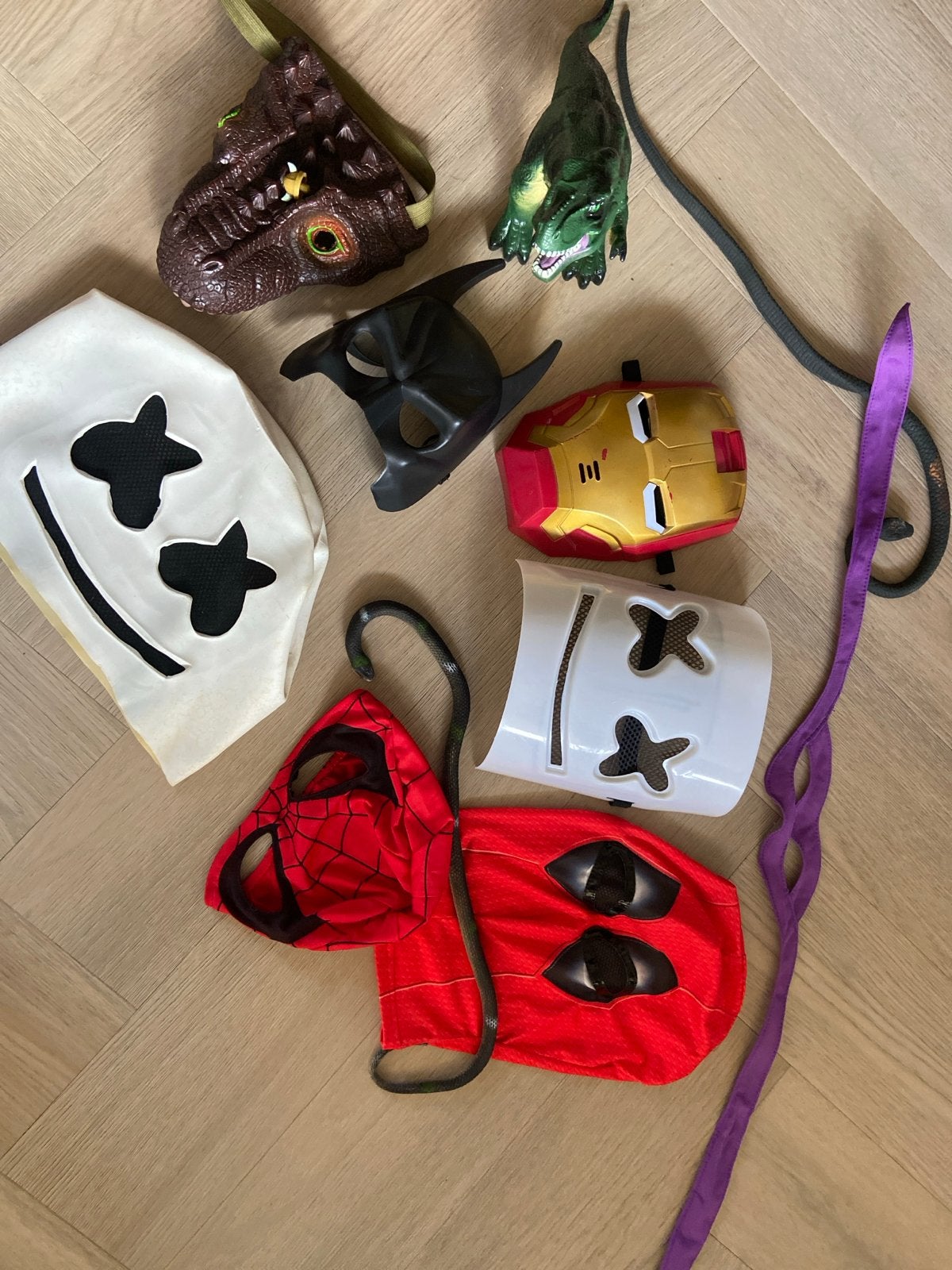 Grote verzameling verkleedspullen en speelgoed, Kinderen en Baby's, Ophalen of Verzenden, Gebruikt, 122 t/m 128, Jongen of Meisje