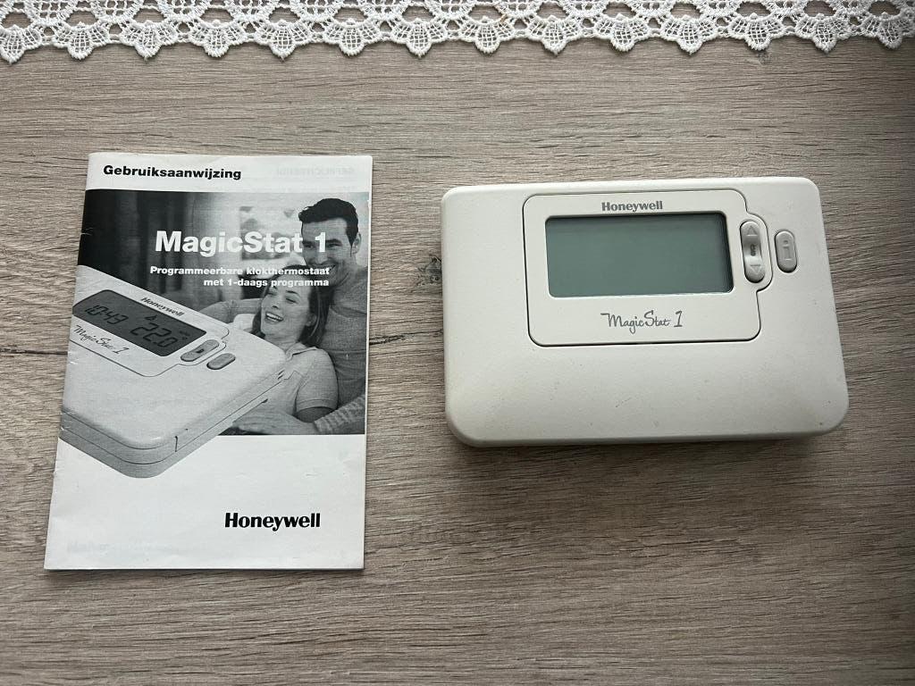 Honeywell MagicStat 1 Programmeerbare klok thermostaat, Doe-het-zelf en Verbouw, Thermostaten, Ophalen of Verzenden, Gebruikt