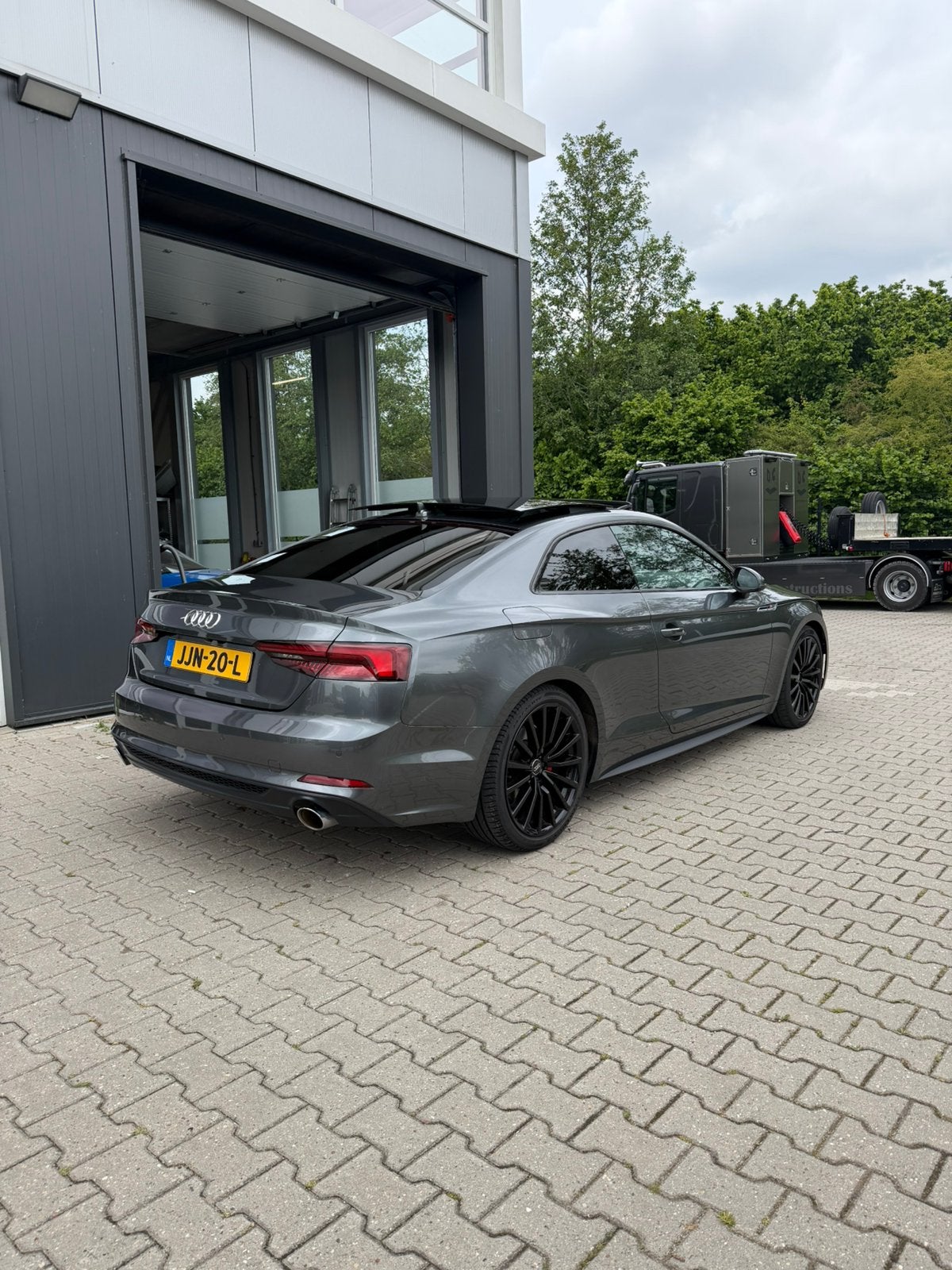 Audi A5 2.0 TFSI Ultra 2018 | Perfecte spec, Zwart, 1984 cc, 4 stoelen, Dealer onderhouden