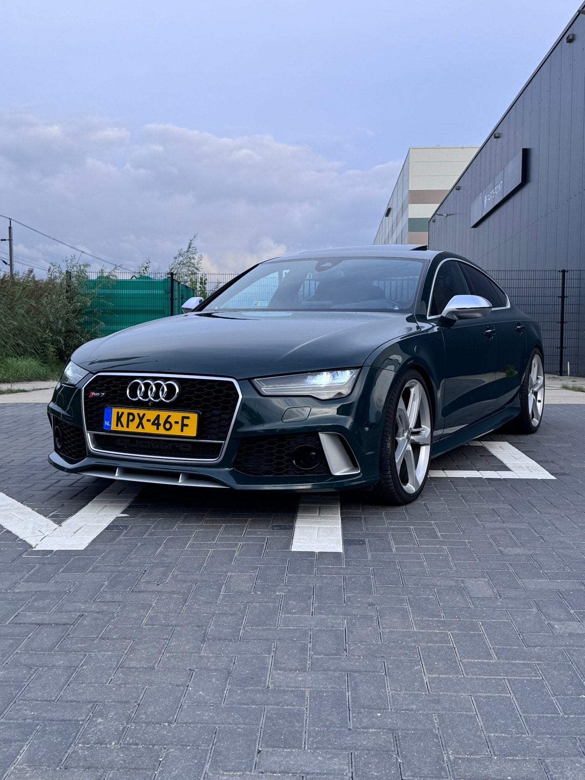 Audi RS7 exclusive 4.0 Tfsi 412KW 2015 Groen, Auto's, Audi, Automaat, 8 cilinders, 1905 kg, 4 stoelen
