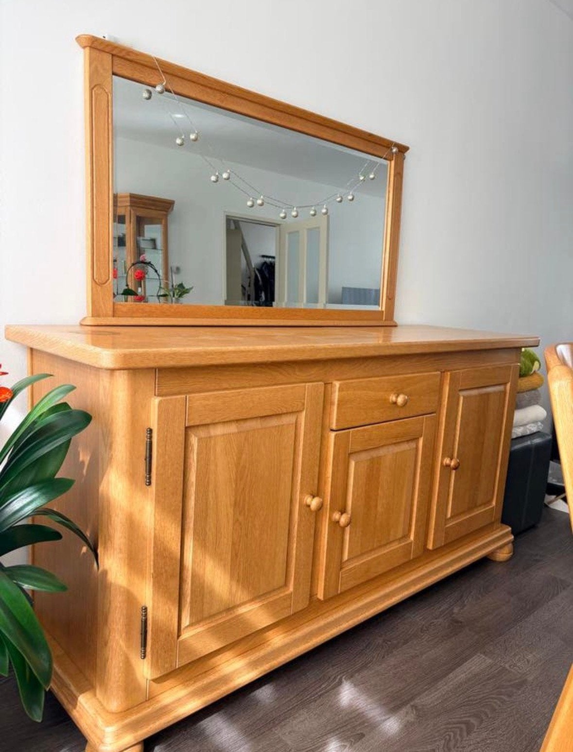 Eiken dressoir en spiegel, Huis en Inrichting, Kasten | Dressoirs, Zo goed als nieuw, 200 cm of meer, 50 tot 75 cm, Ophalen