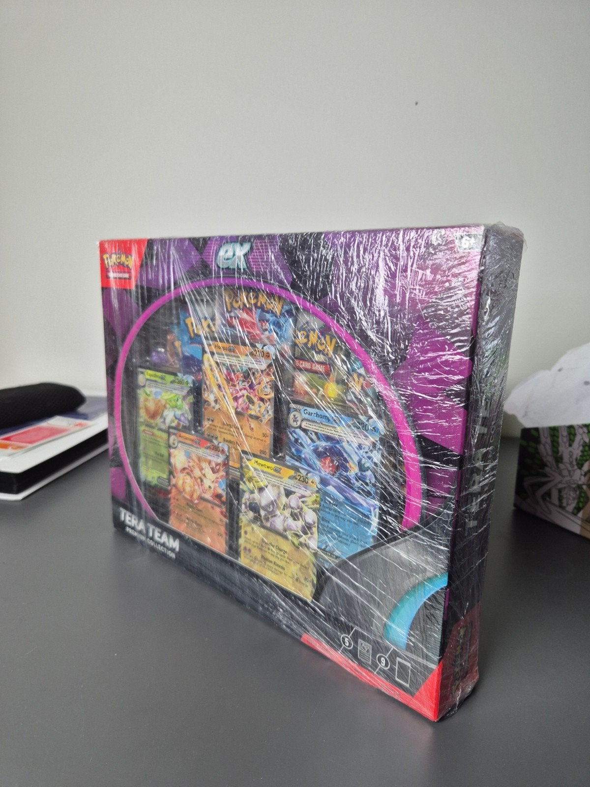 Pokemon Tera team premium collection box, Ophalen of Verzenden, Nieuw, Overige typen, Foil