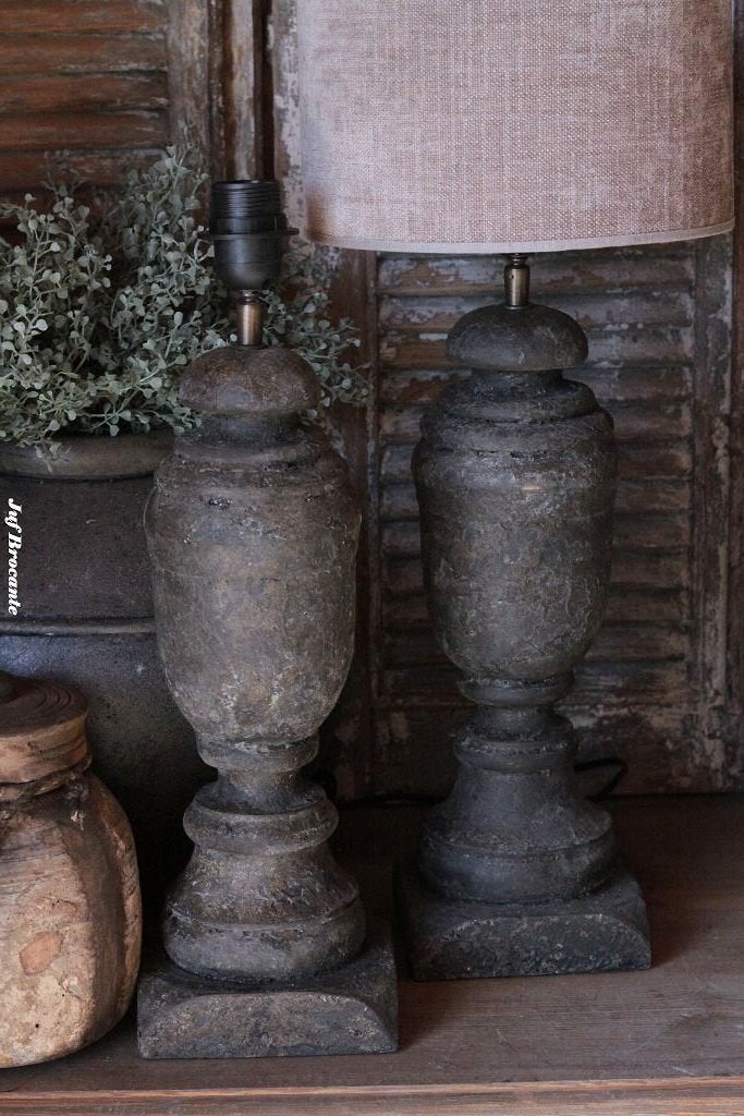 Robuuste baluster tafellamp cementlook sober, Www.jufbrocante.nl, Www.jufbrocante.nl, Nieuw, Ophalen of Verzenden