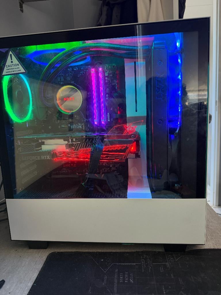Gaming PC (RGB), Ophalen of Verzenden, Zo goed als nieuw, Gaming, SSD
