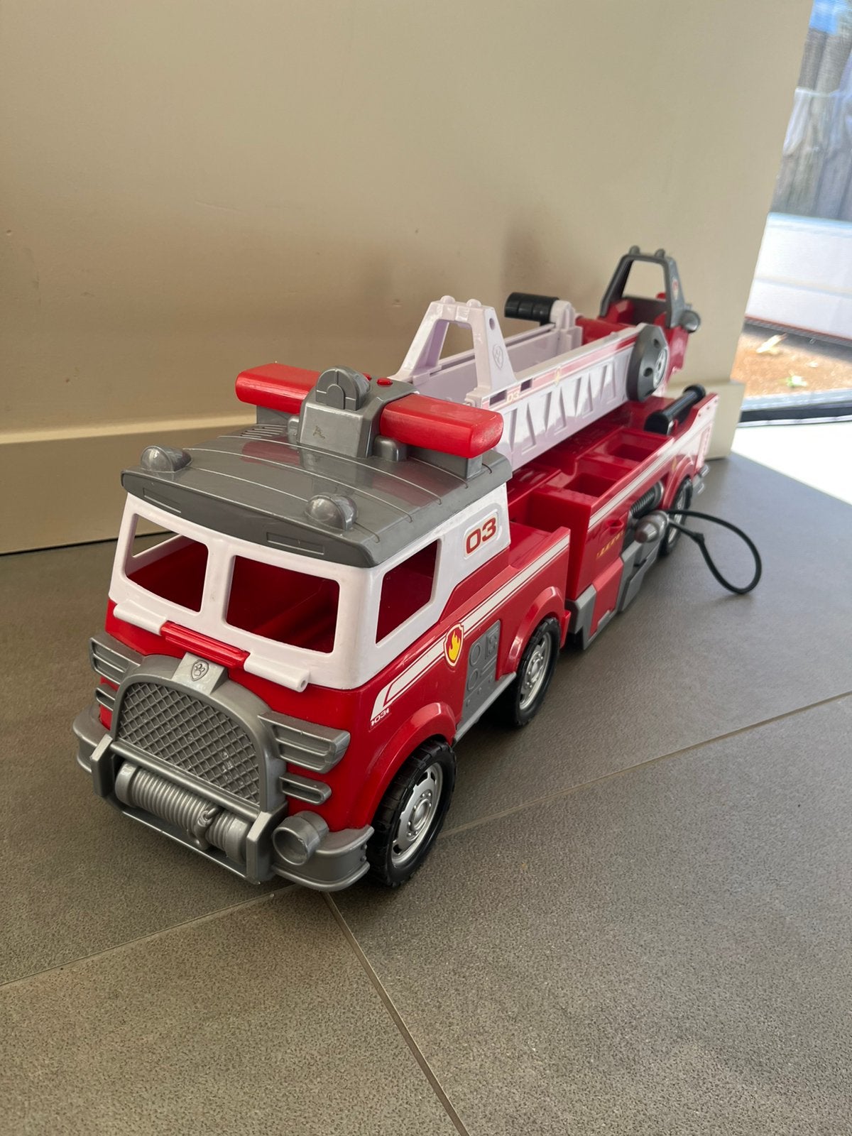 Grote brandweerauto. Marshall Paw Patrol, Ophalen, Gebruikt