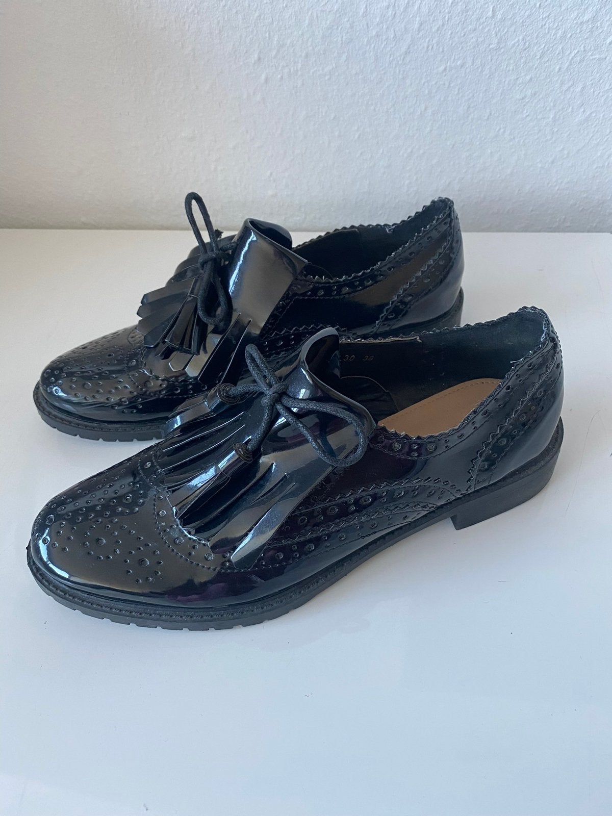 Zwarte lak loafers maat 38, Zwart, Zo goed als nieuw, Ballerina's, Ophalen of Verzenden